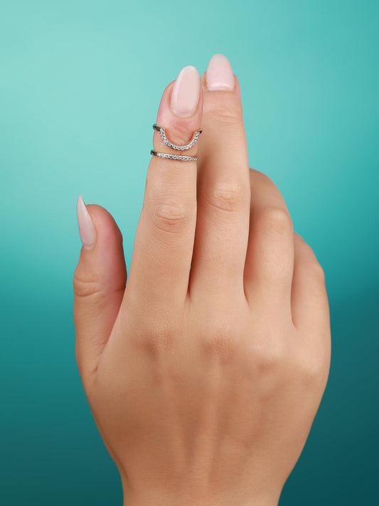 Set Of 4 Silver-Plated Stone Studded Rings