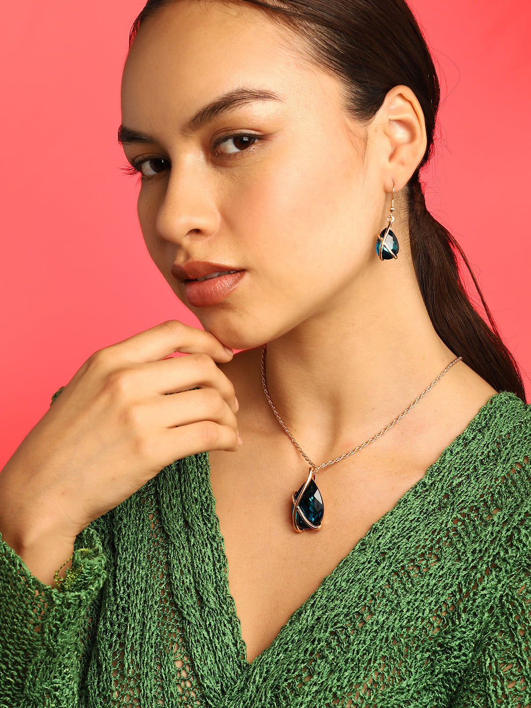 WOMEN GOLD PLATED BLUE STONE JEWELLERY SET
