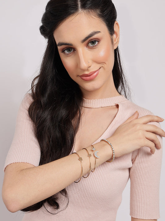 Pack of 4 Gold Plated Designer Bracelet