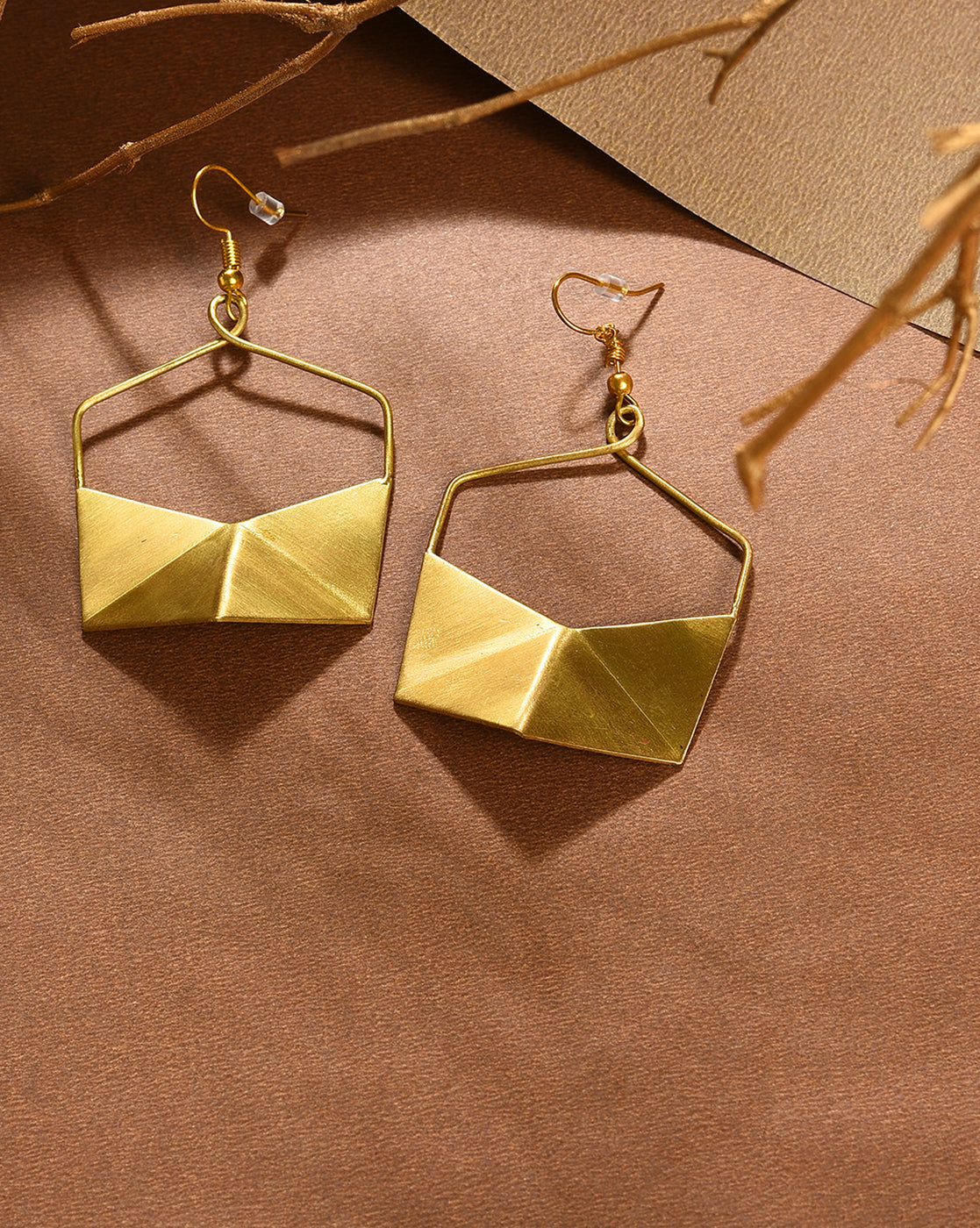 Women Gold Contemporary Earring