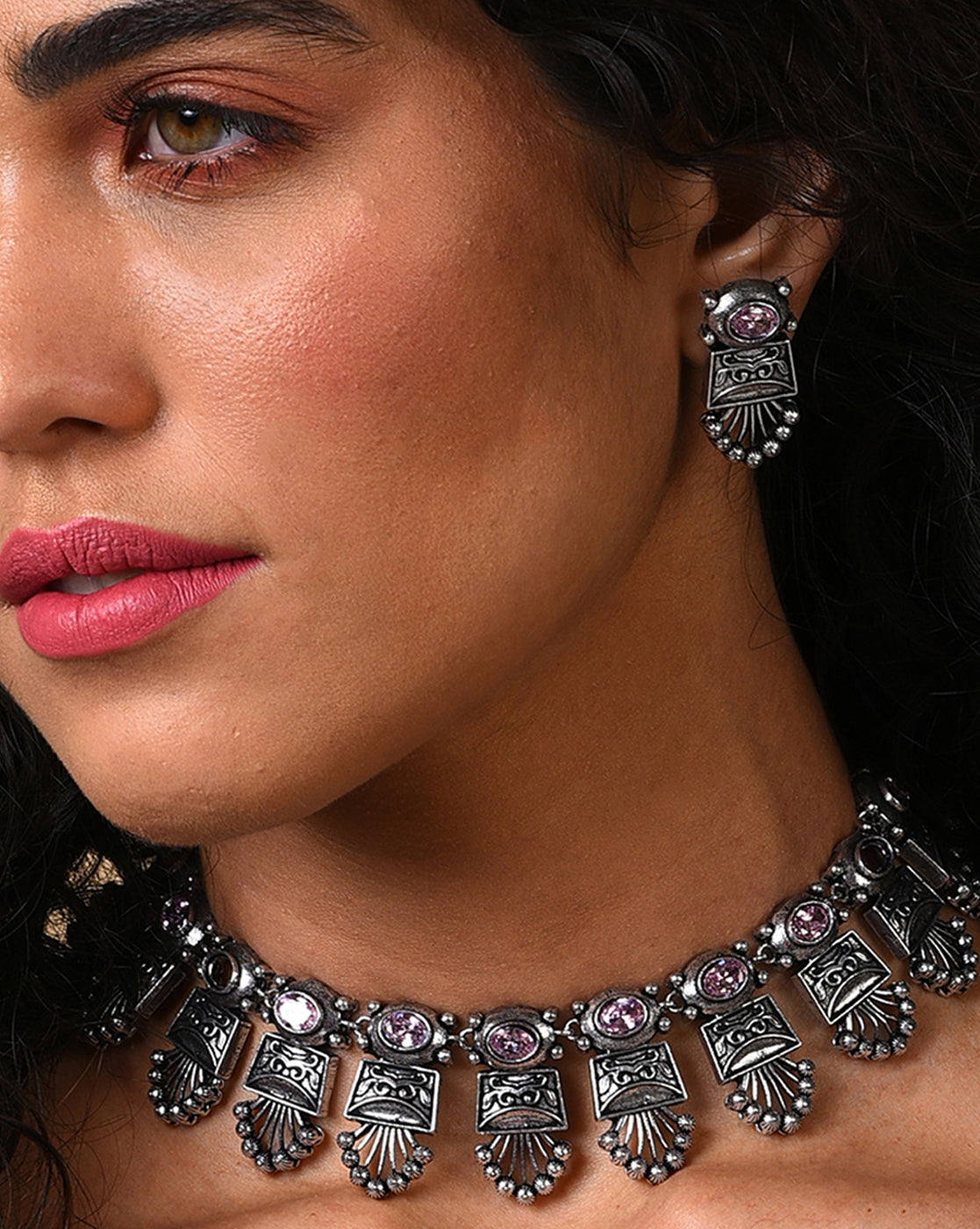 Women Silver Oxidised Choker Neckpiece