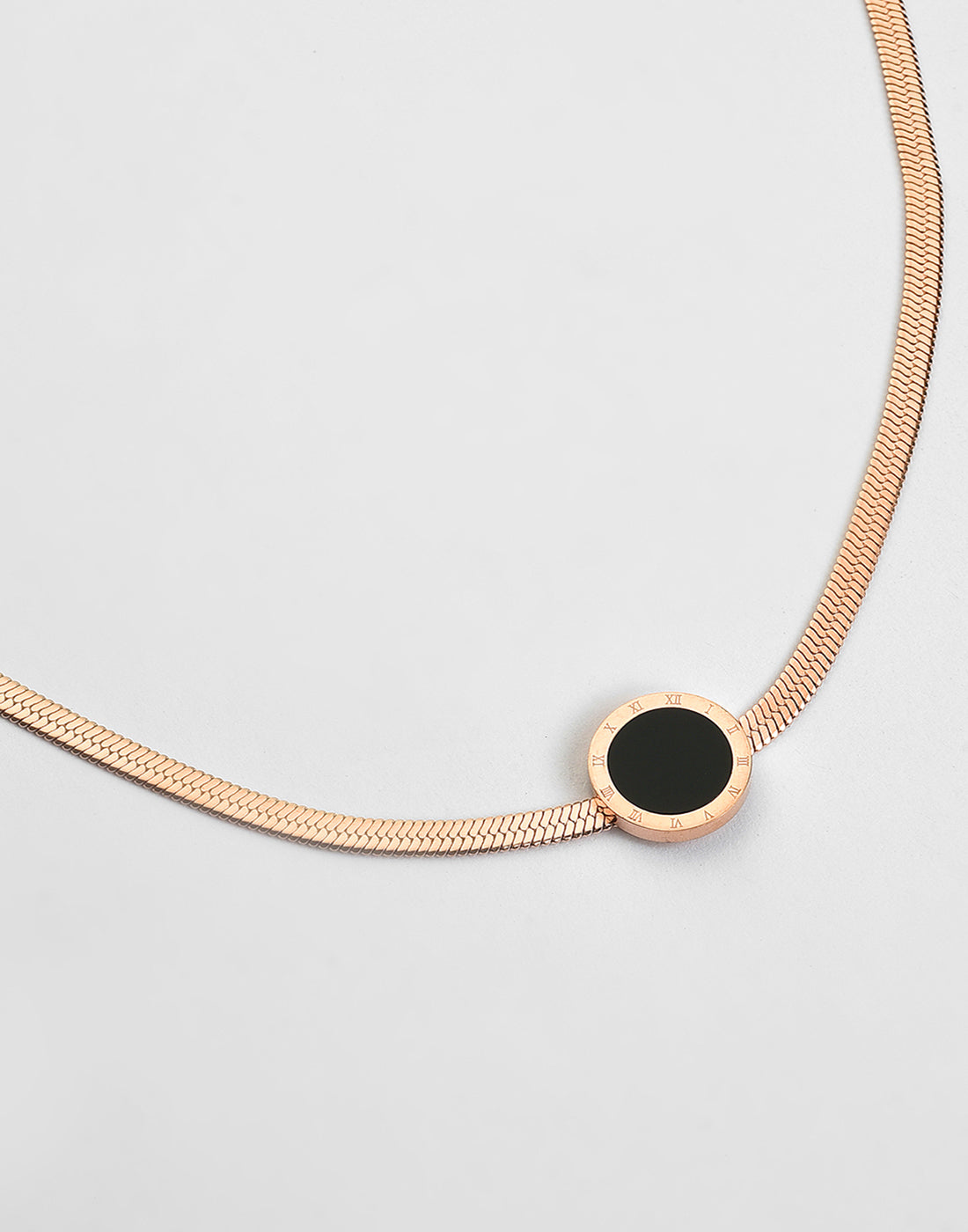 Luxe Lariat