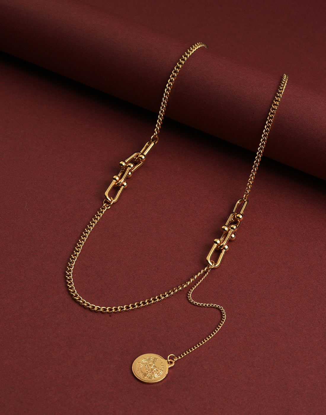 Chic Choker