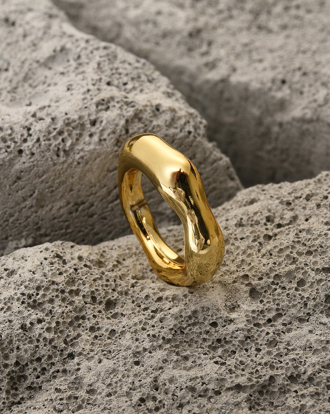 Minimalist Magic Ring