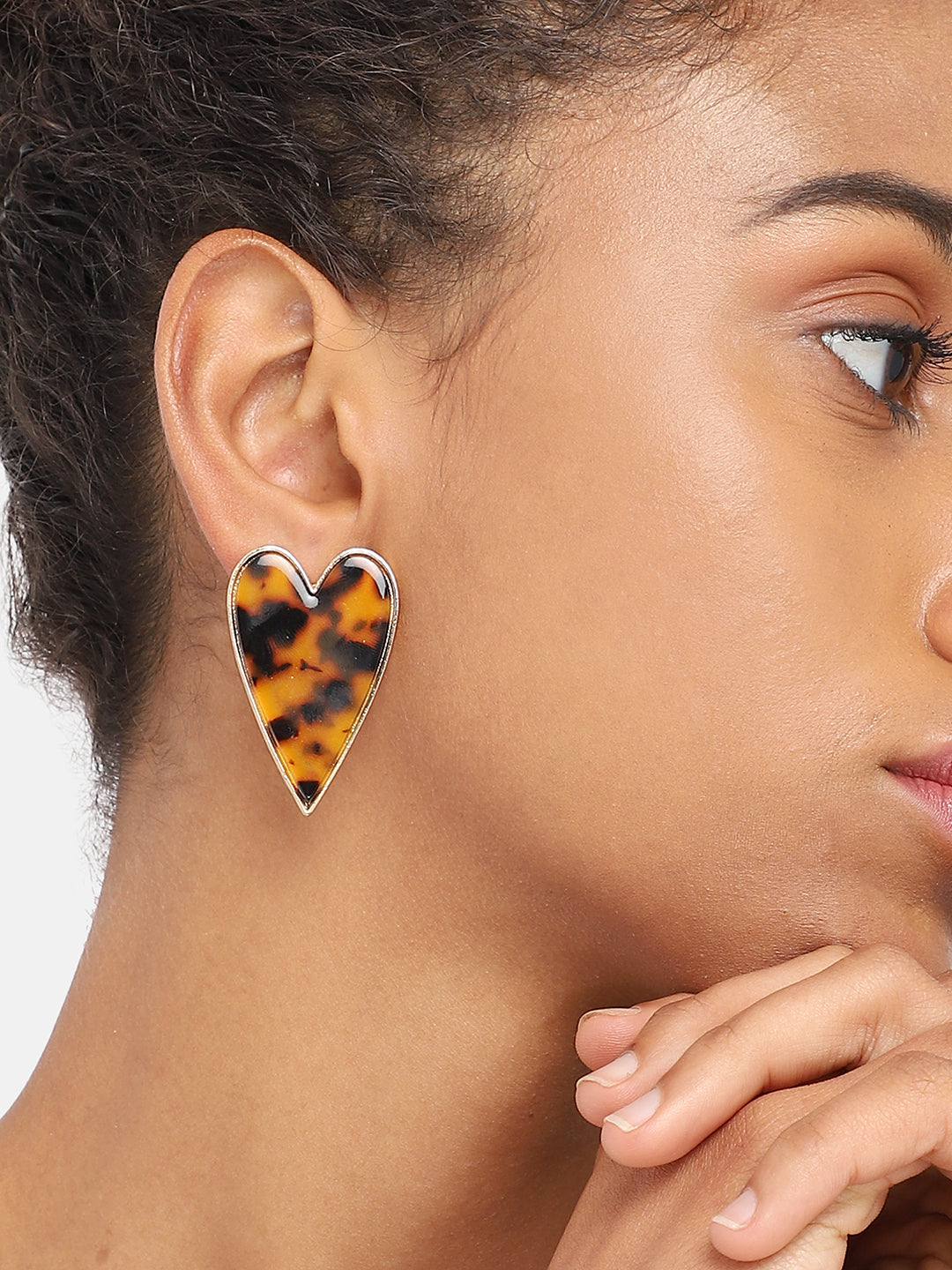 GOLD PLATED PARTY DESIGNER STUD FOR WOMEN