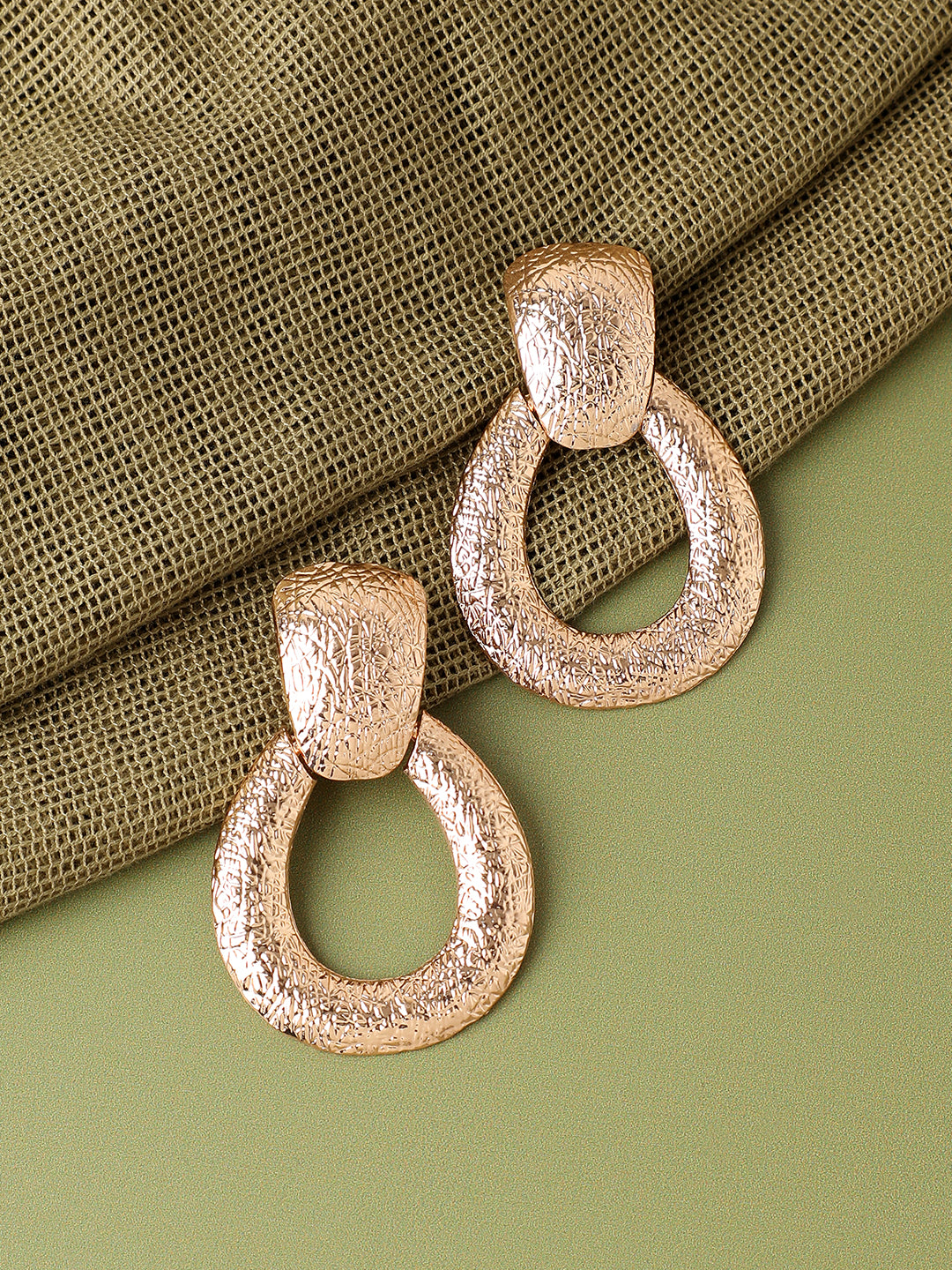 Gold Plated Designer Casual Drop Earring For Women