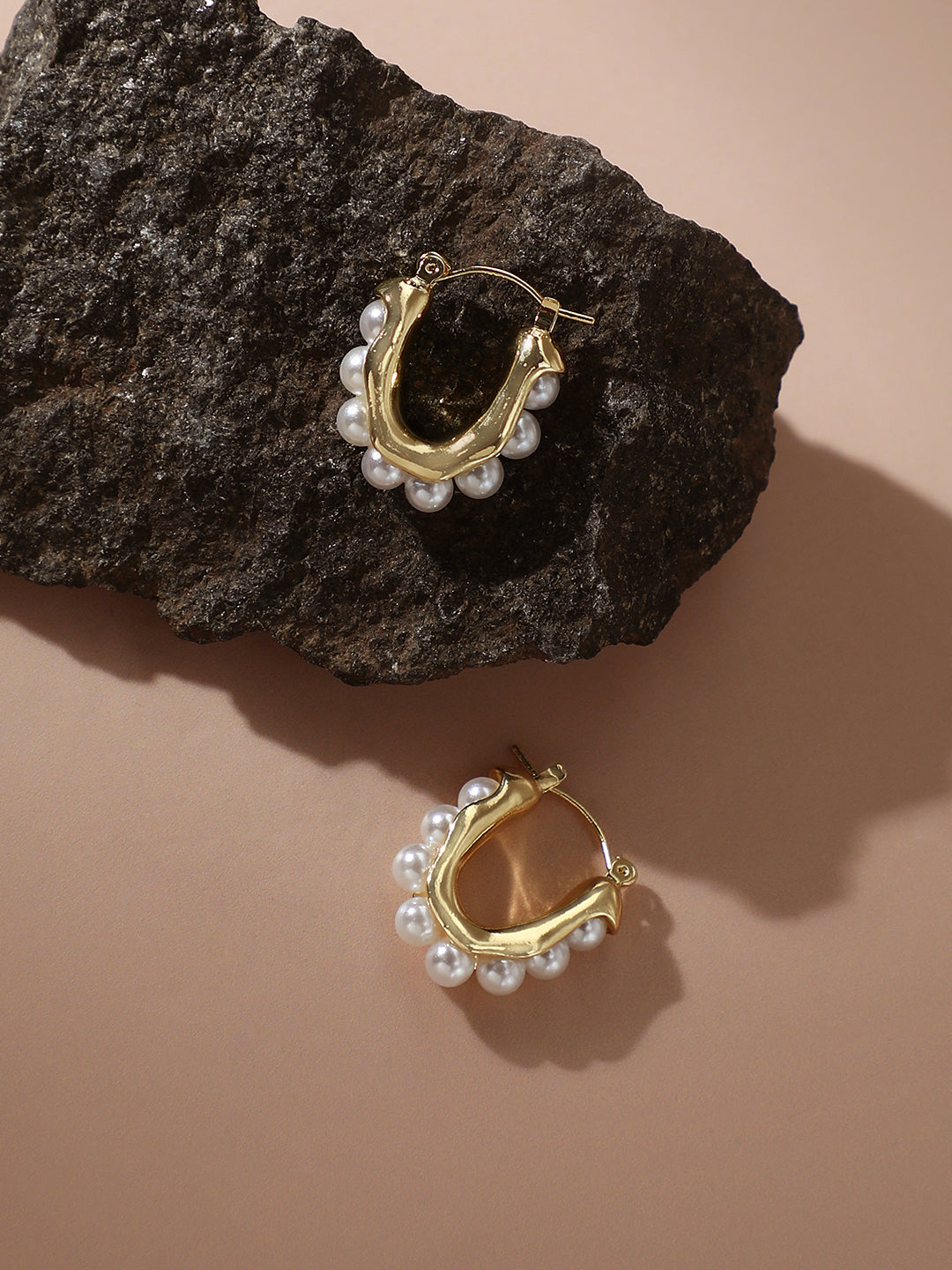 GOLD PLATED PARTY DESIGNER STONE STUD FOR WOMEN