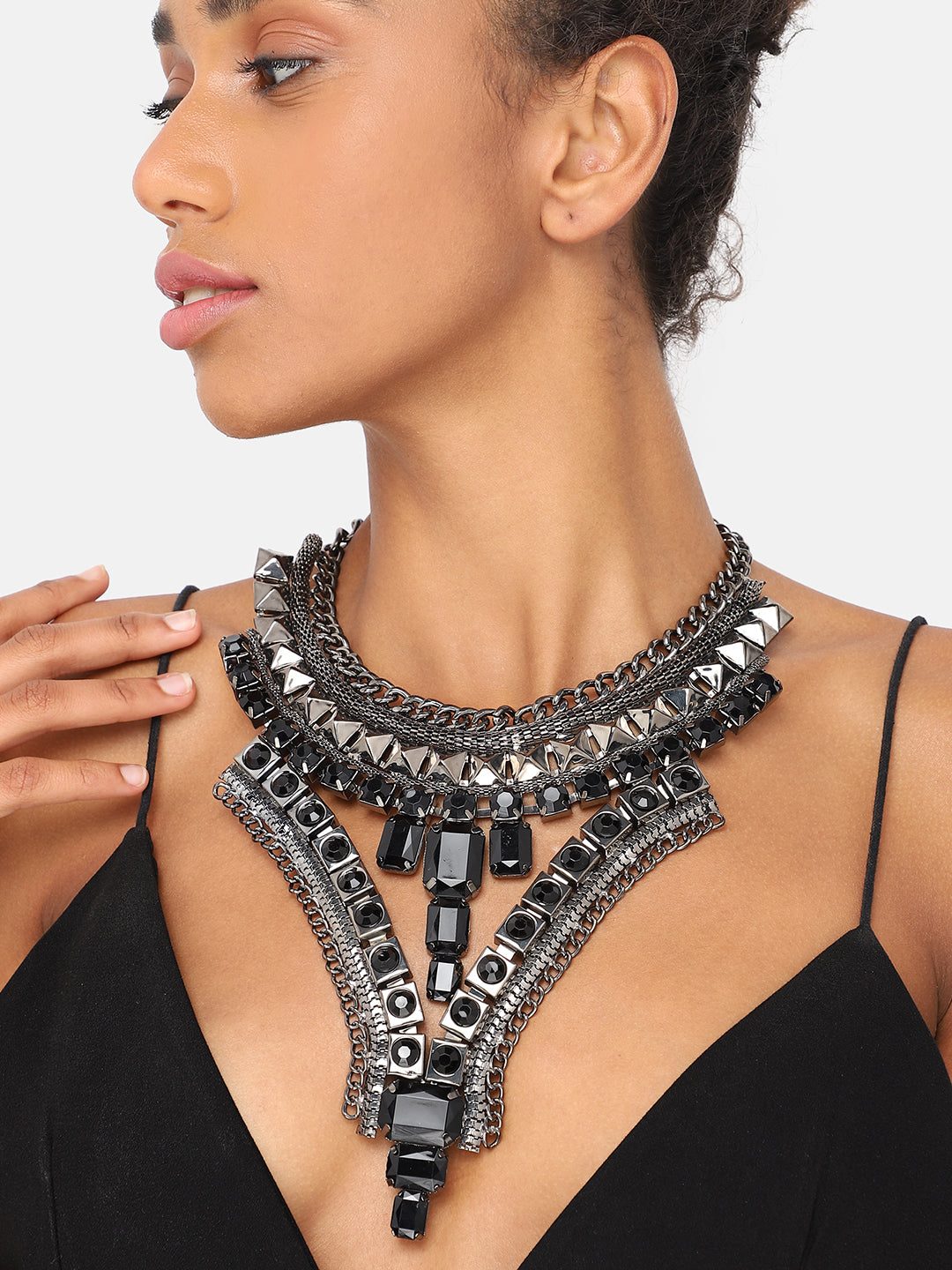 SILVER PLATED PARTY DESIGNER STONE STATEMENT NECKLACE FOR WOMEN