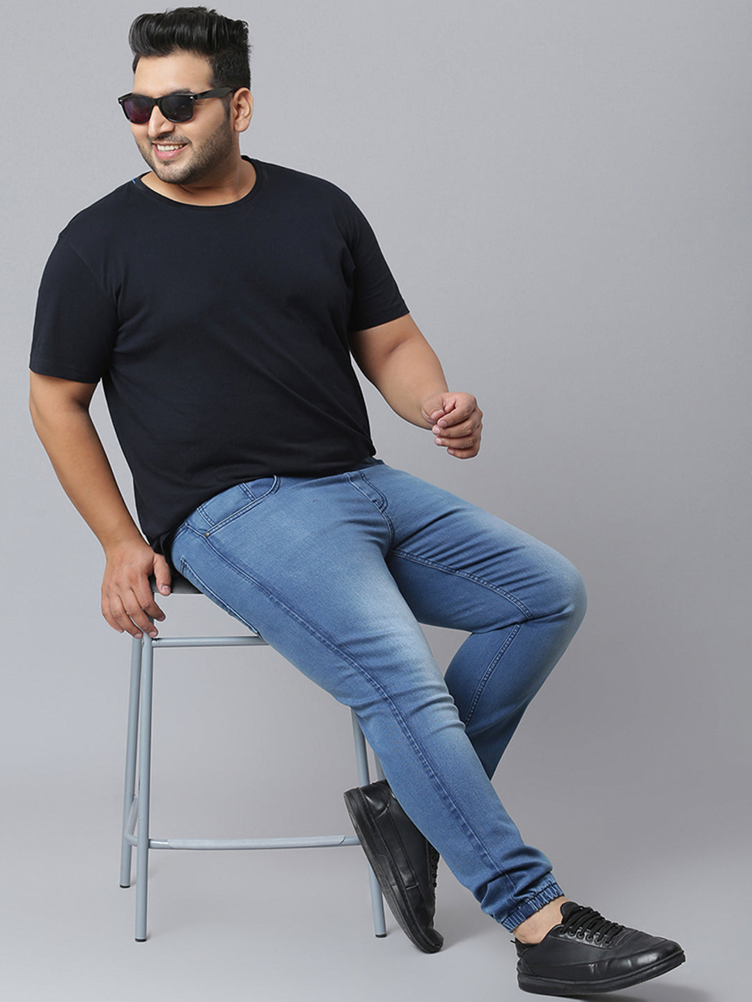 SOLID STYLISH CASUAL DENIM JEANS