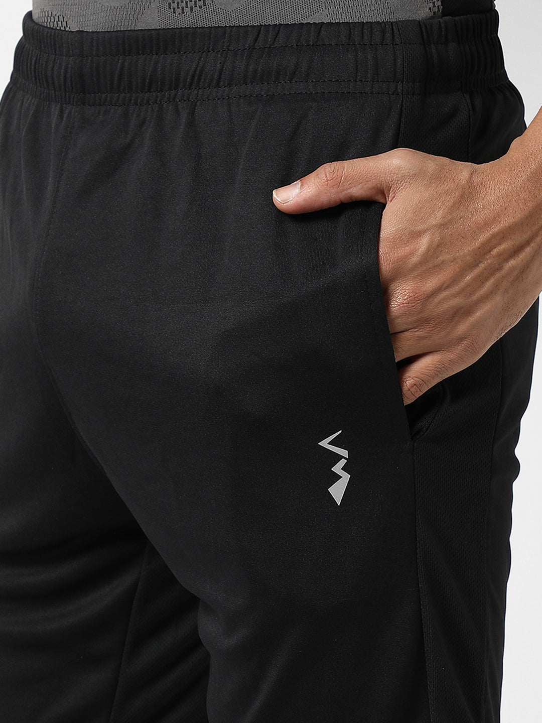 Campus Sutra Men Shorts