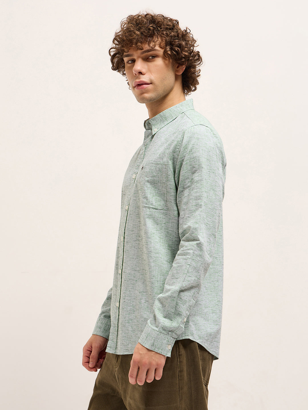 Green Slim Fit Solid Casual Shirt