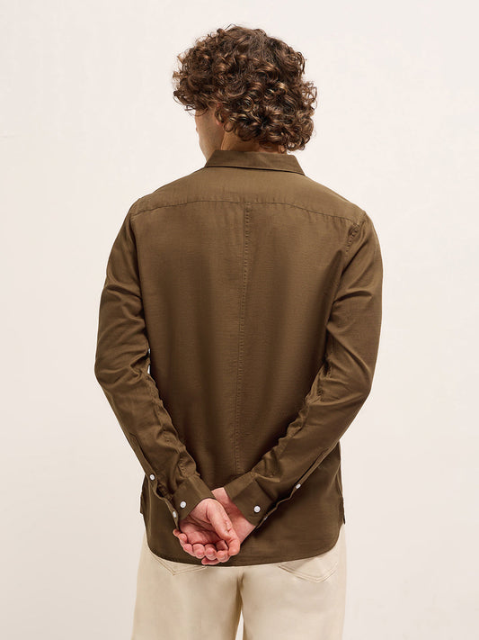 Dark Brown Solid Slim Fit Casual Shirt