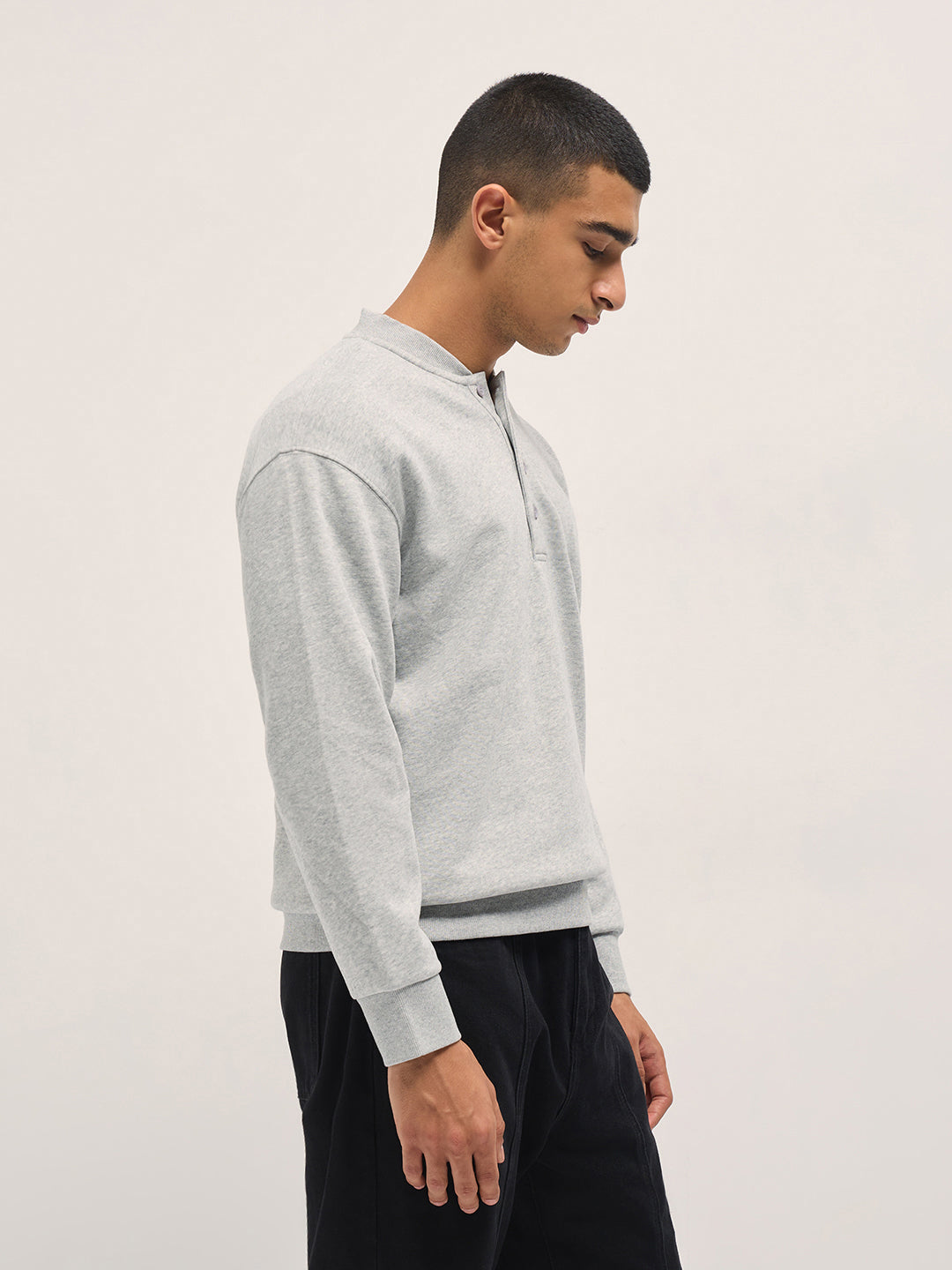 Light Grey Solid Relaxed Fit Henley Neck T-Shirt with Ribbed Hem and Cuffs