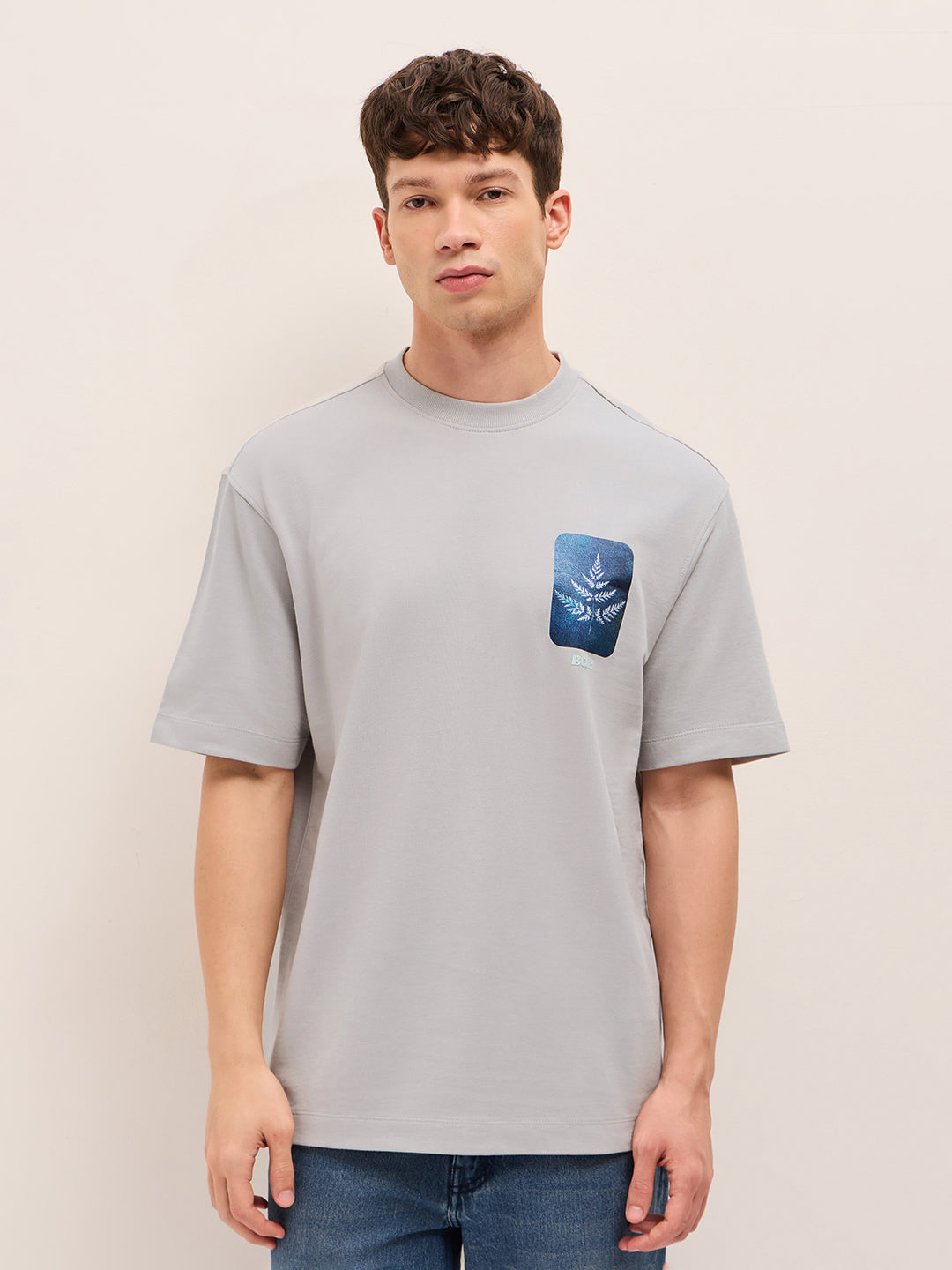 Grey Crew Neck Graphic Print T-Shirt with Floral Illustration on Back