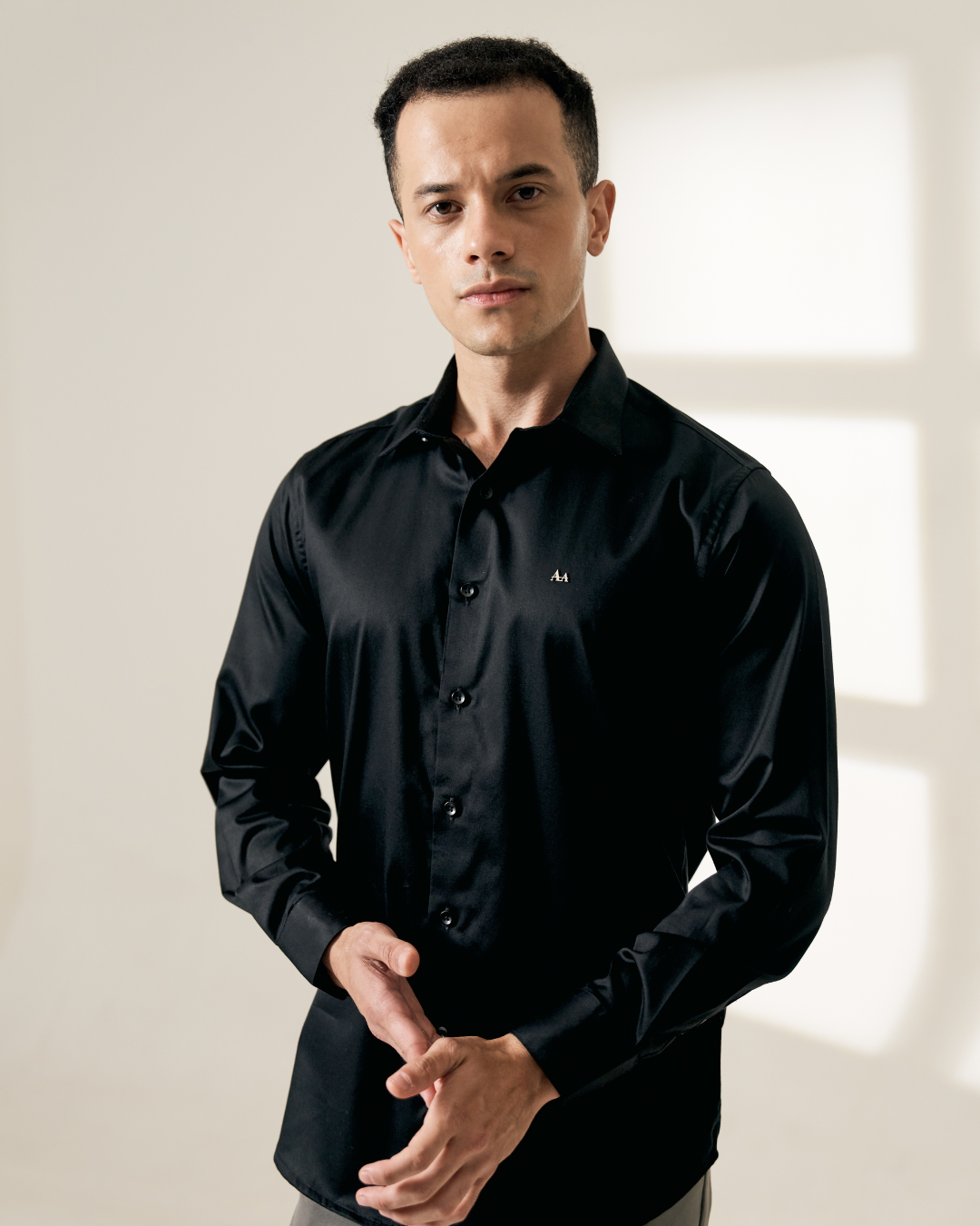 Classic BlackSlim-Fit Shirt Aachari