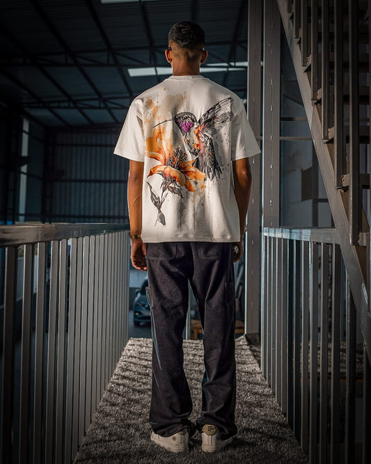 KISS OF NECTAR WHITE TEE