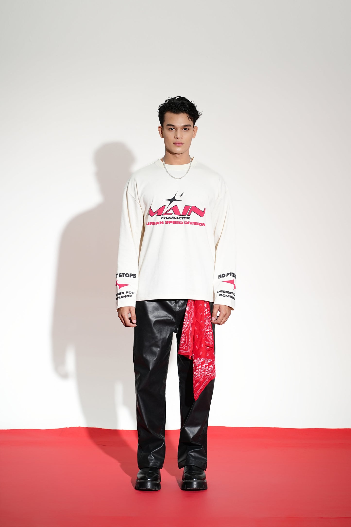 Crossline Printed Oversized White Sweatshirt Main Character
