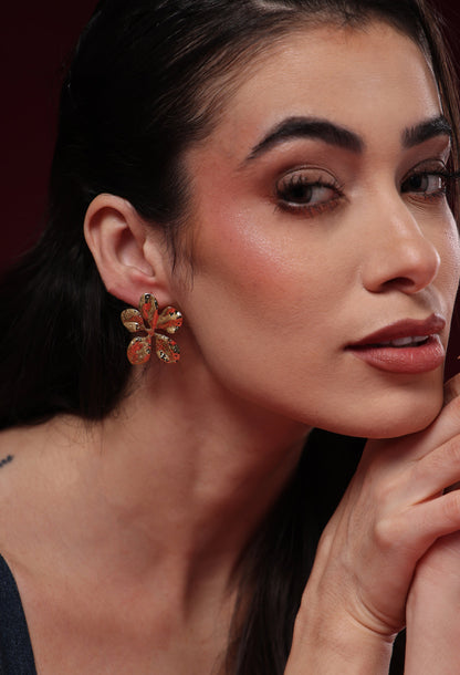 Flower Valora Golden Stud Earrings De Novoo