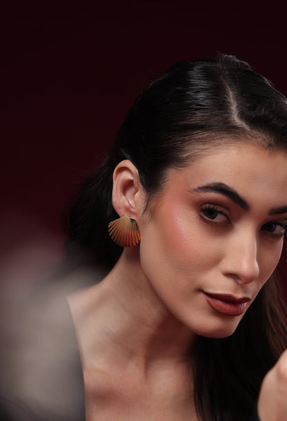 Golden Seashell Stud Earrings De Novoo