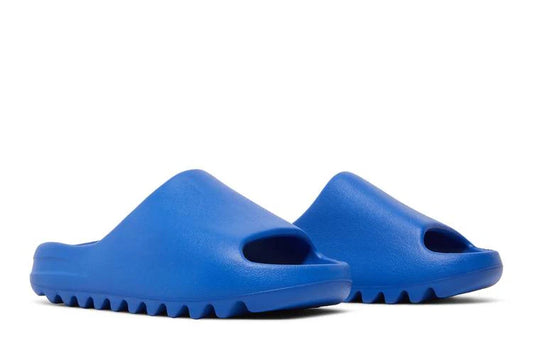 Yeezy Slides "Azure"