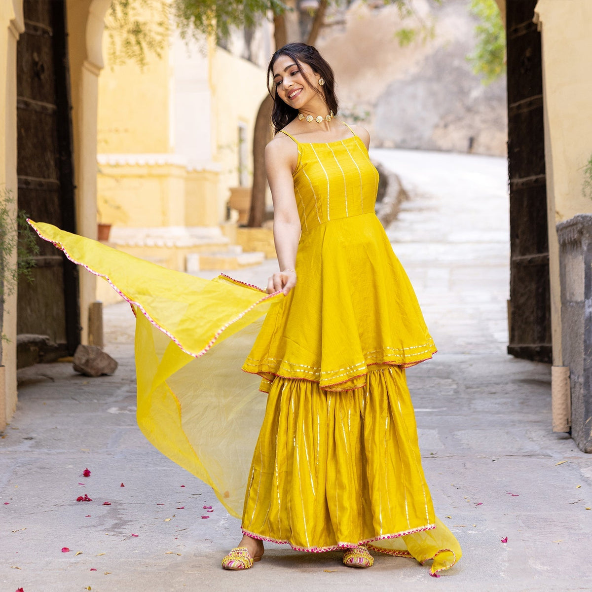 ZARD SHARARA SET