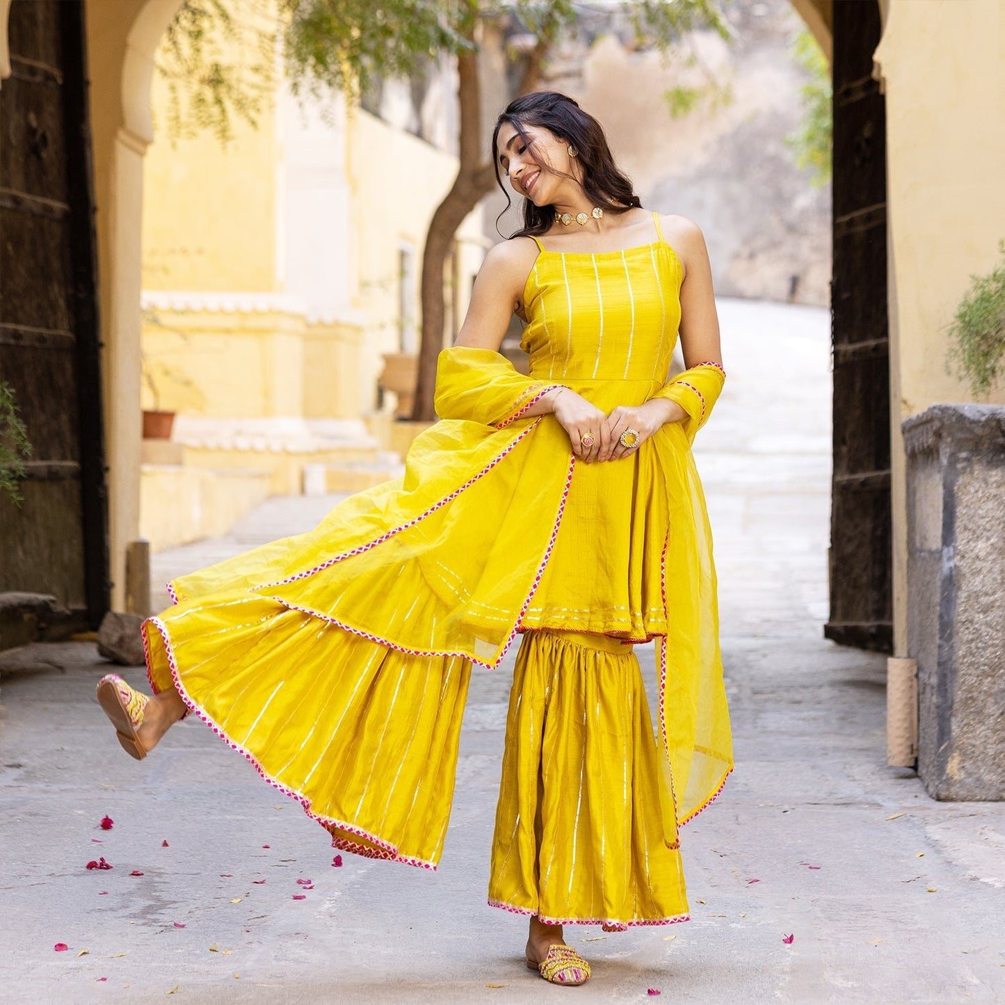 ZARD SHARARA SET