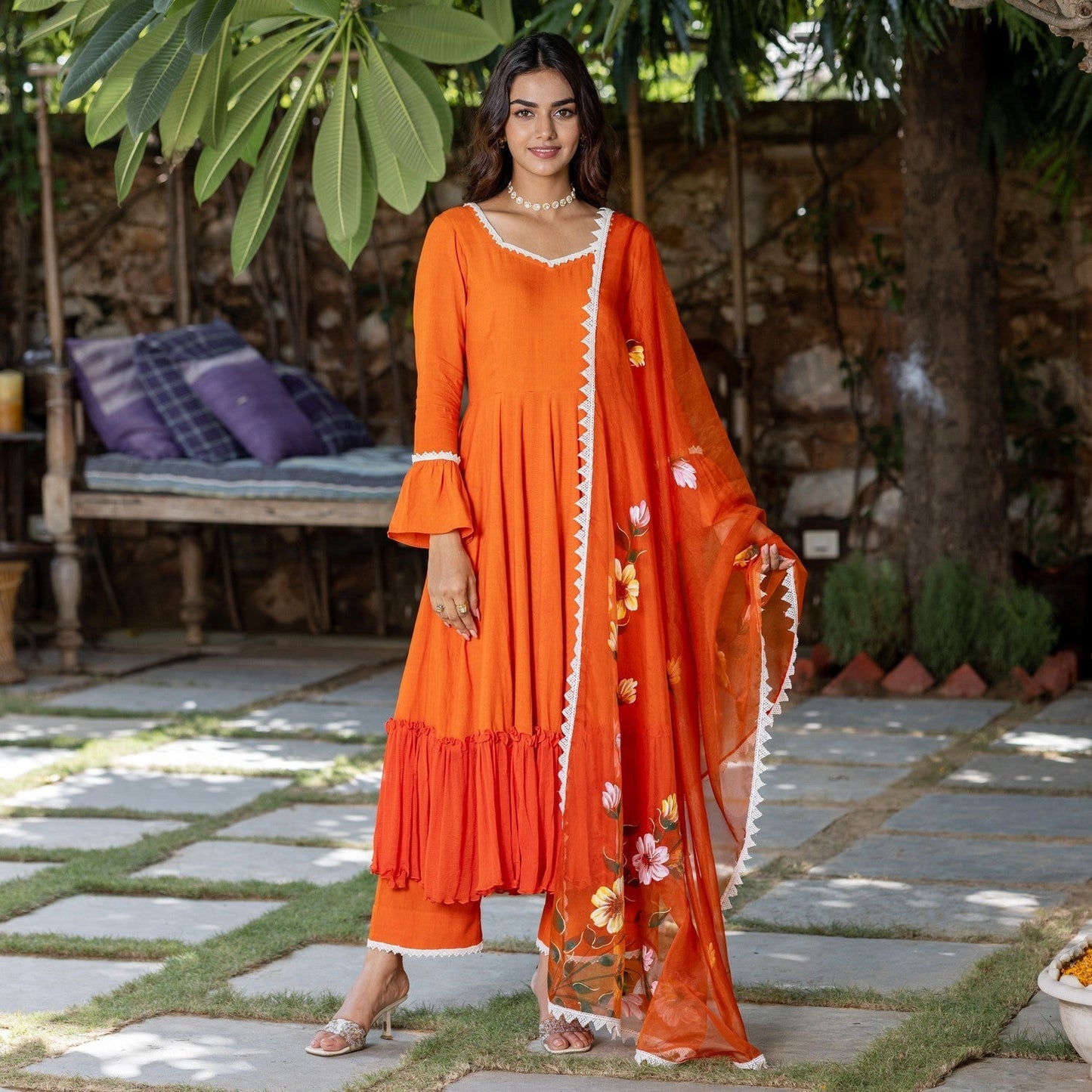 Nazmin Suit Set