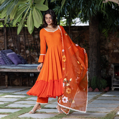 Nazmin Suit Set