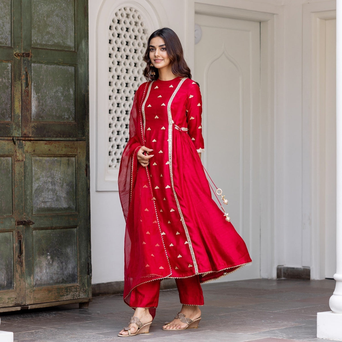 Ketki Embroidered Suit Set