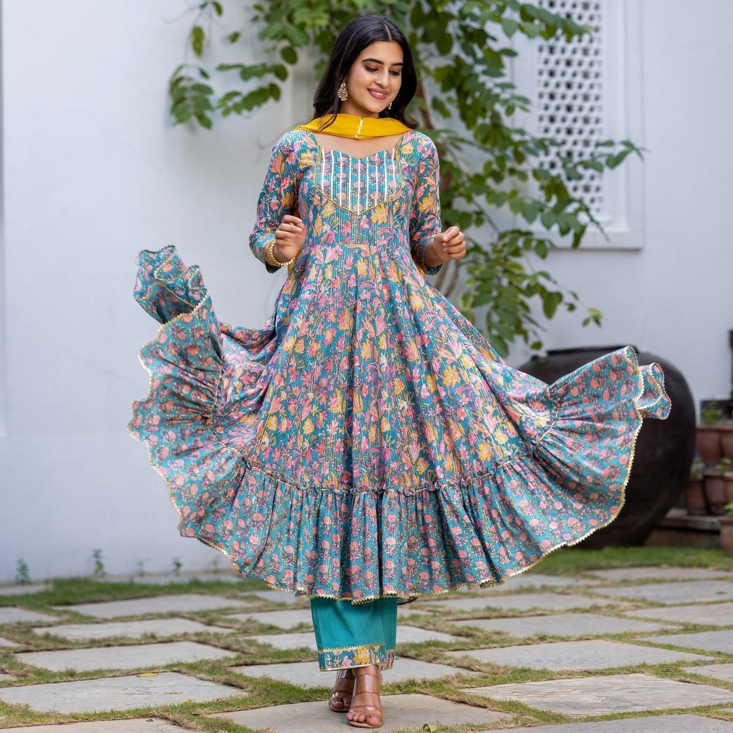 Kinjal Lurex Suit Set