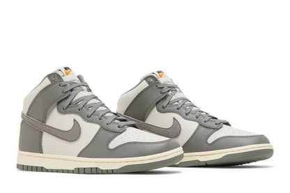 Dunk High SE GS 'Light Bone Tumbled Grey'