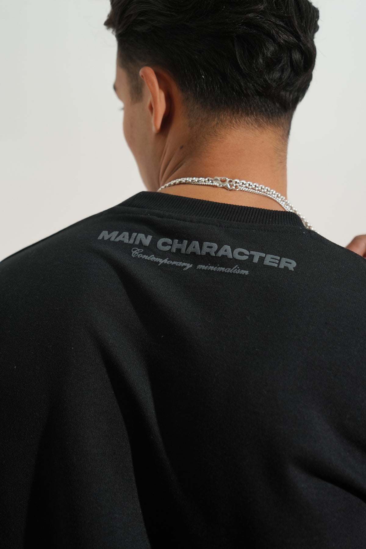 Nexus Printed Oversized Black Sweatshirt Main Character