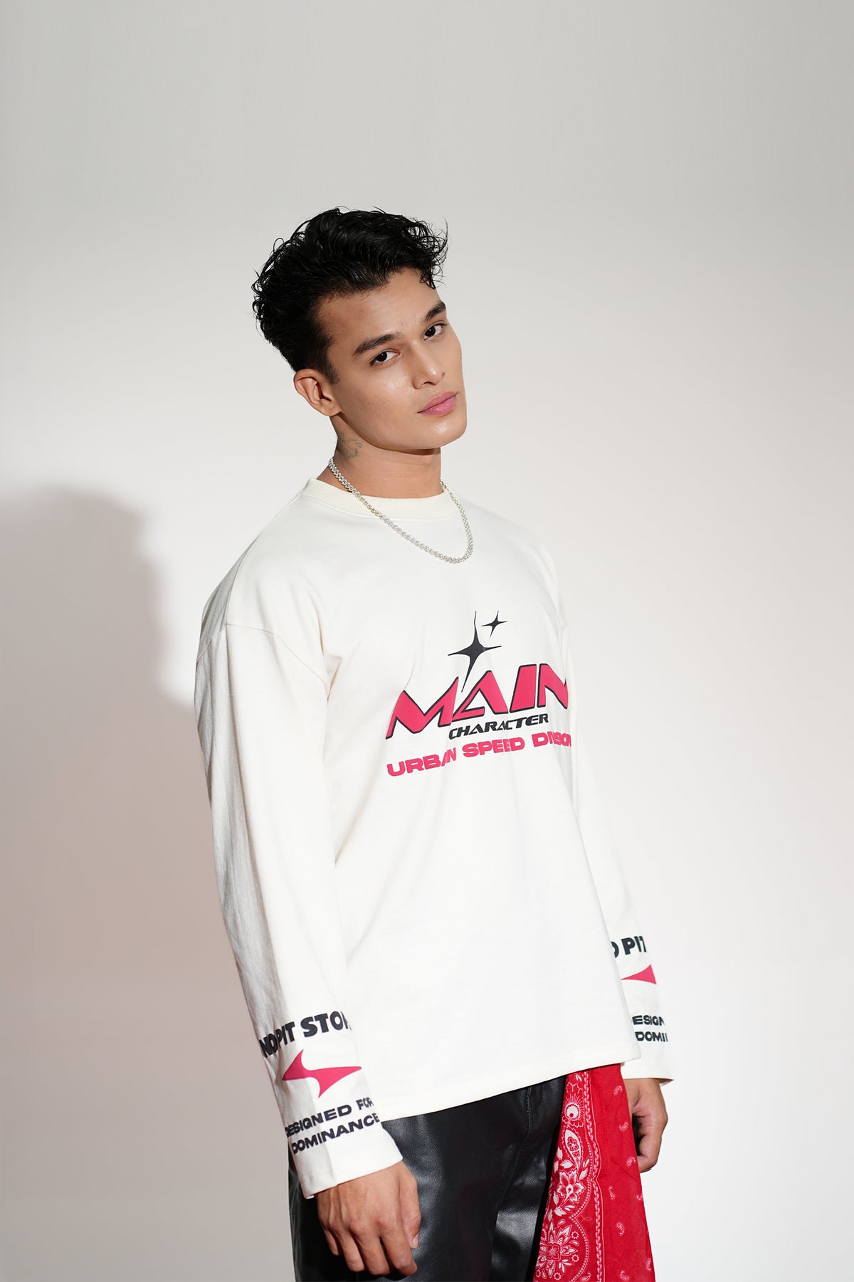 Crossline Printed Oversized White Sweatshirt Main Character