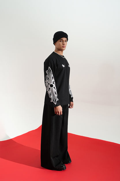 Graveen Printed Oversized Black Sweatshirt