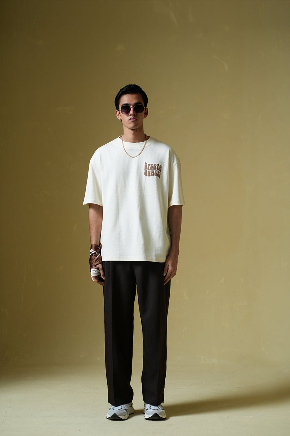 Siesta Beach Printed Oversized Beige T-Shirt Main Character