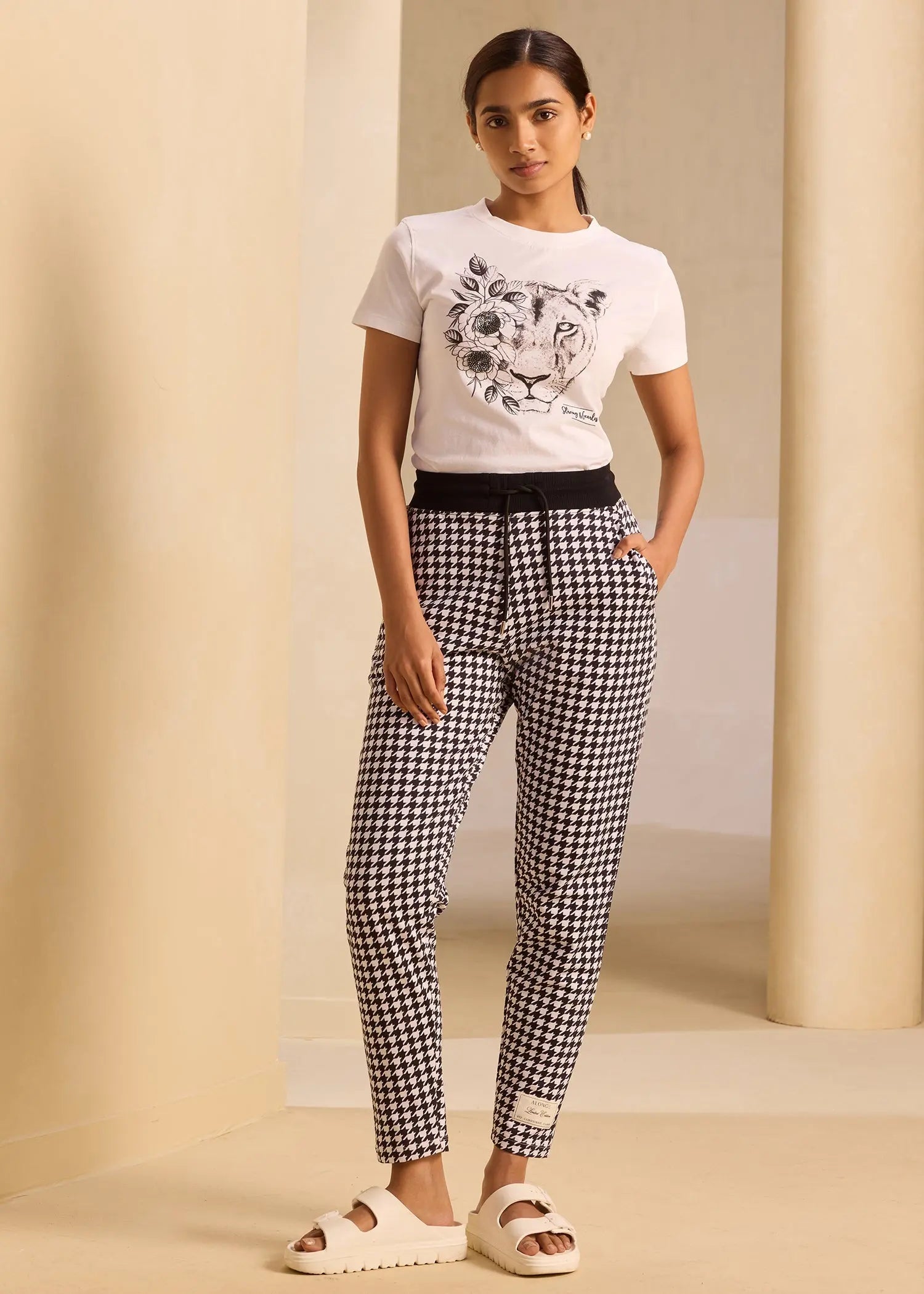 iCotton Houndstooth Tapered Pants Alonge