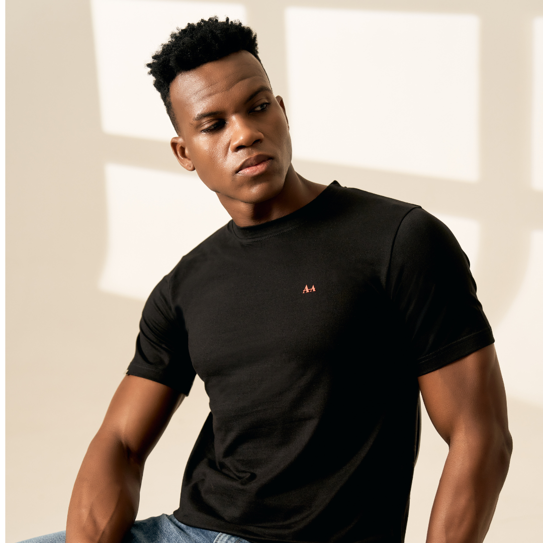 Classic Initial Black Tee Aachari