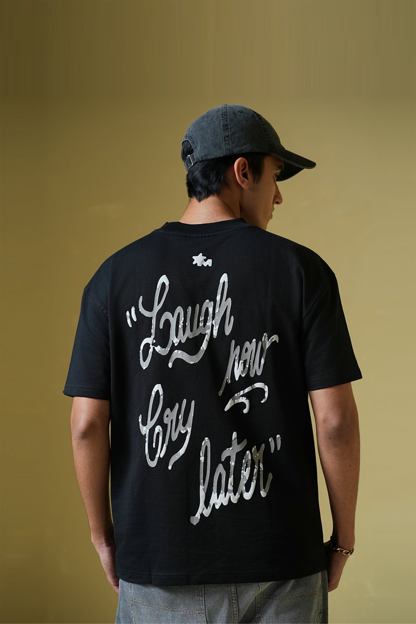 Laugh Now Printed Black Oversized T-Shirt Main Character