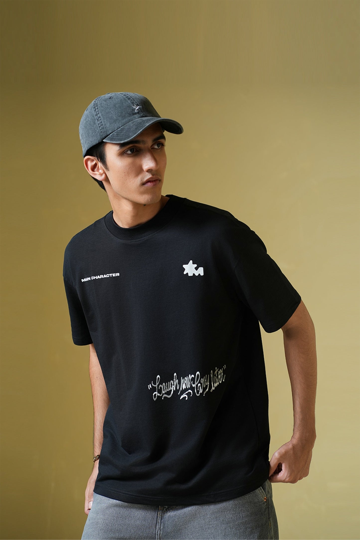 Laugh Now Printed Black Oversized T-Shirt Main Character