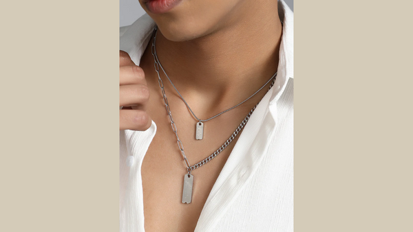 Neckpiece