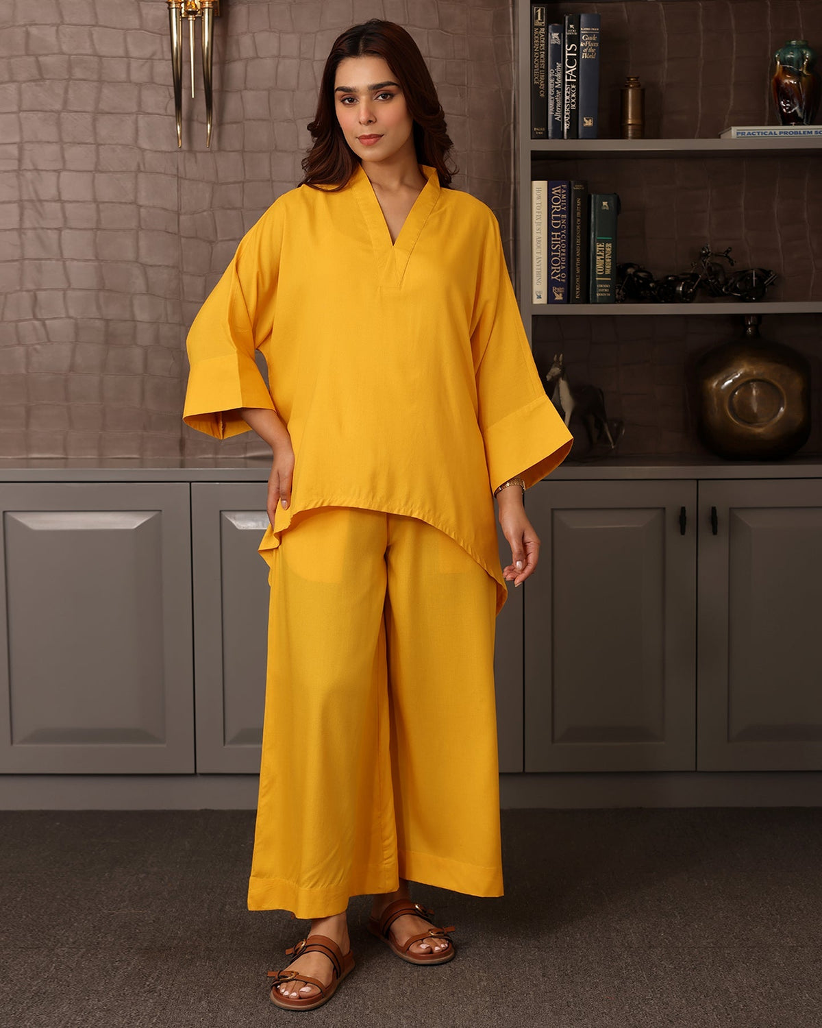 V-NECK YELLOW RAYON CO-ORD SET