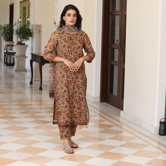 Sepia Suit - Ambraee