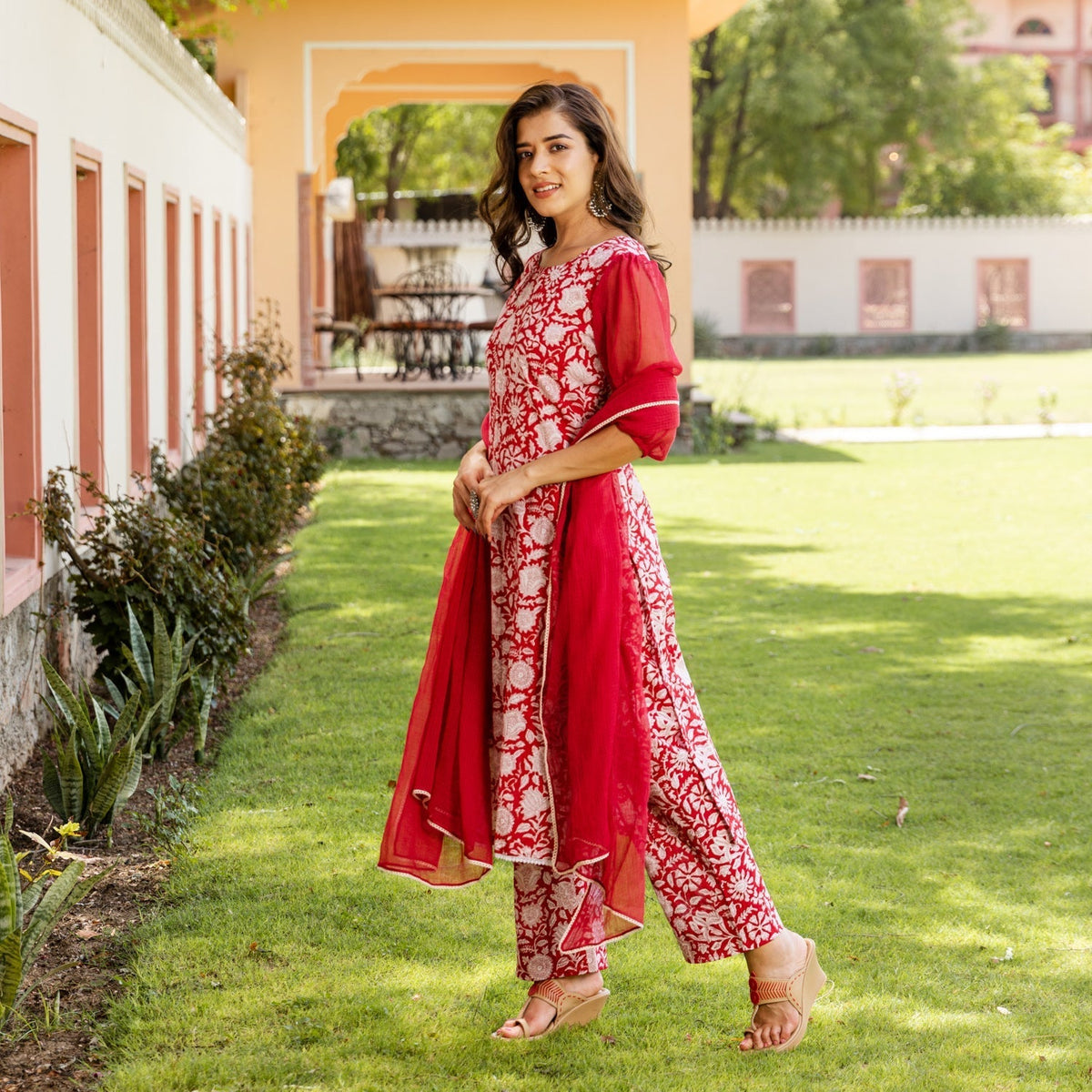 Maroon Jaal Block Suit