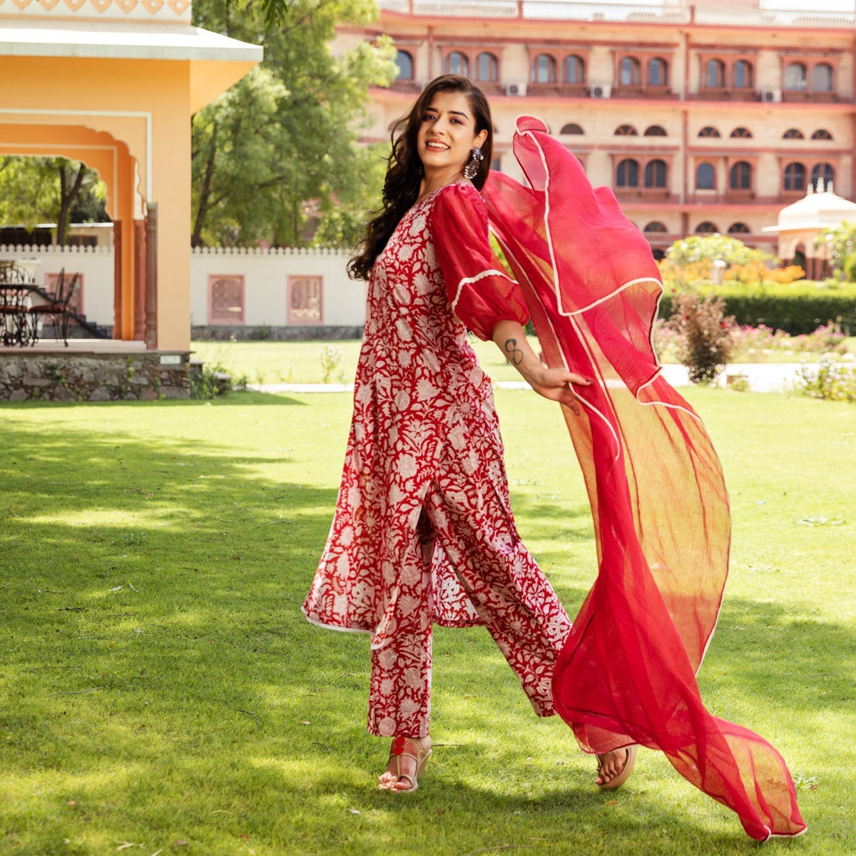 Maroon Jaal Block Suit