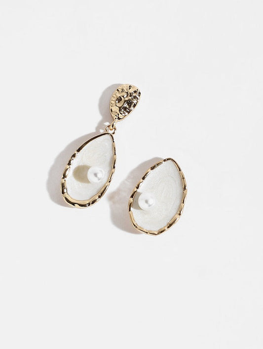 Pearl Droplets
