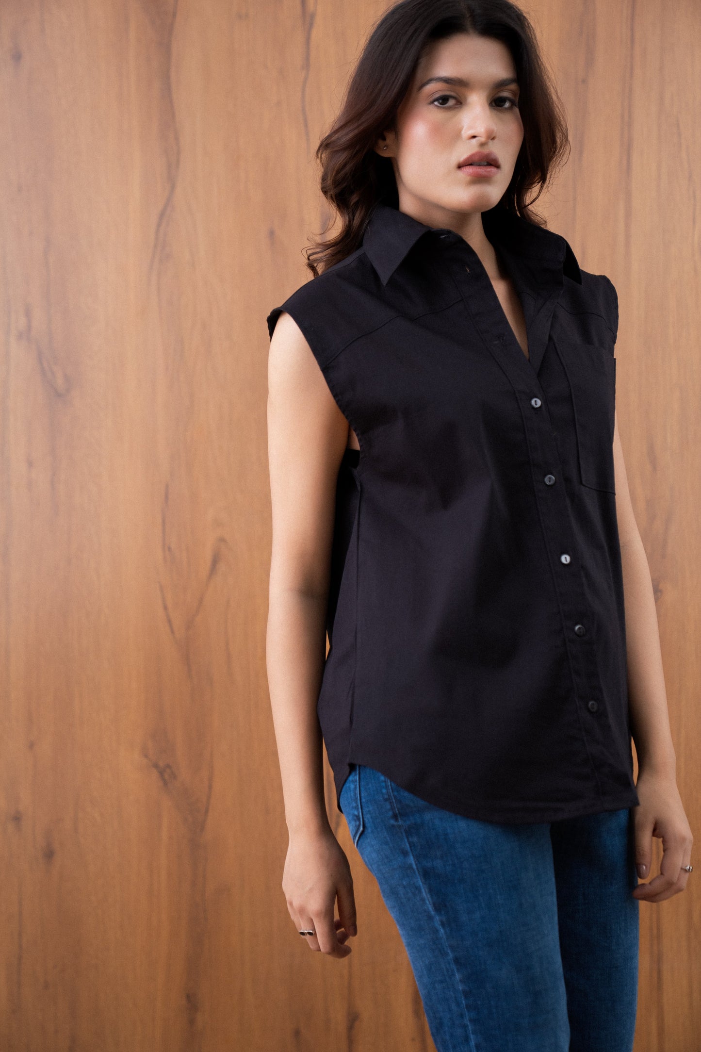Sleeveless Poplin Shirt