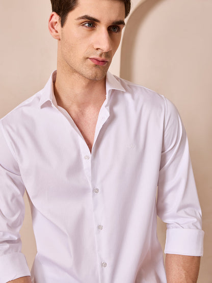 White Regular Fit Textured Casual Shirt for Men (CINAS)