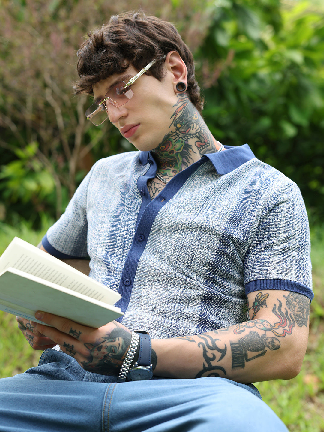 Textured Cotton Blend Cuban Collar Shirt With Vertical Stripes