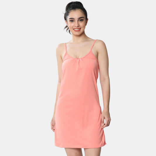 Envie Relaxed Fit Scoop Neck Thigh Length Kurta Slip