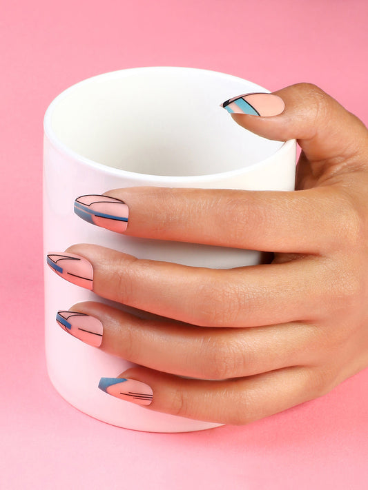The Abstract Lined Press-On Nails - Sage Green